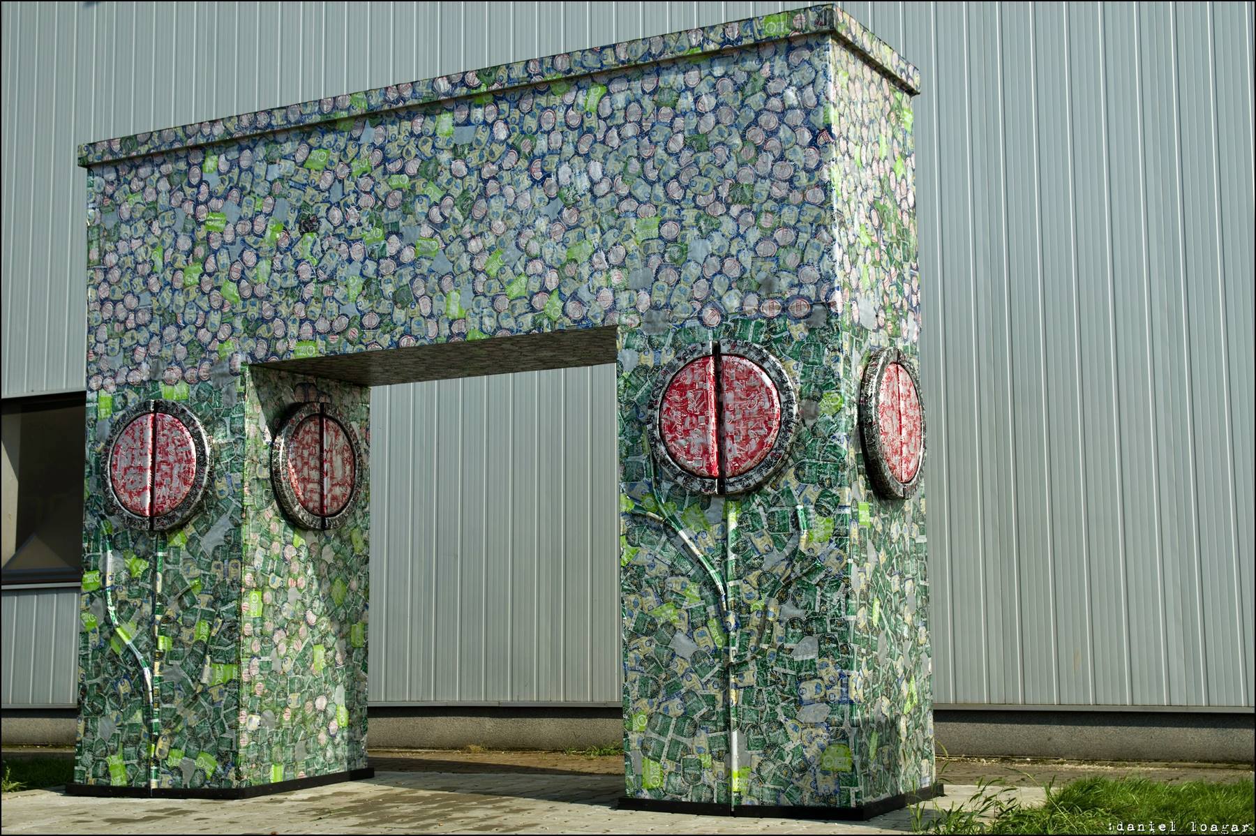 upcycling poarta sarutului