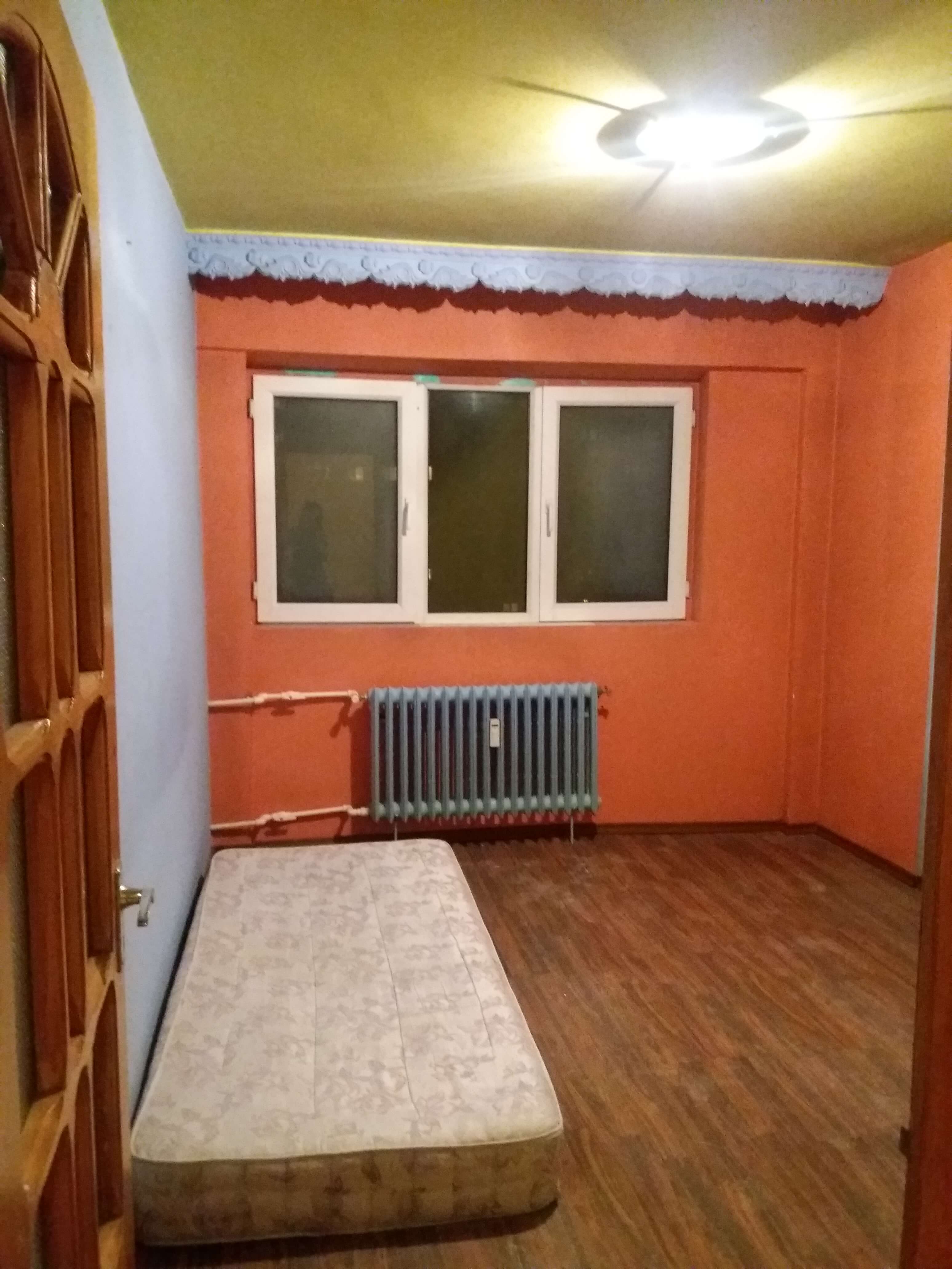 apartament învechit întunecat devenit modern și luminos