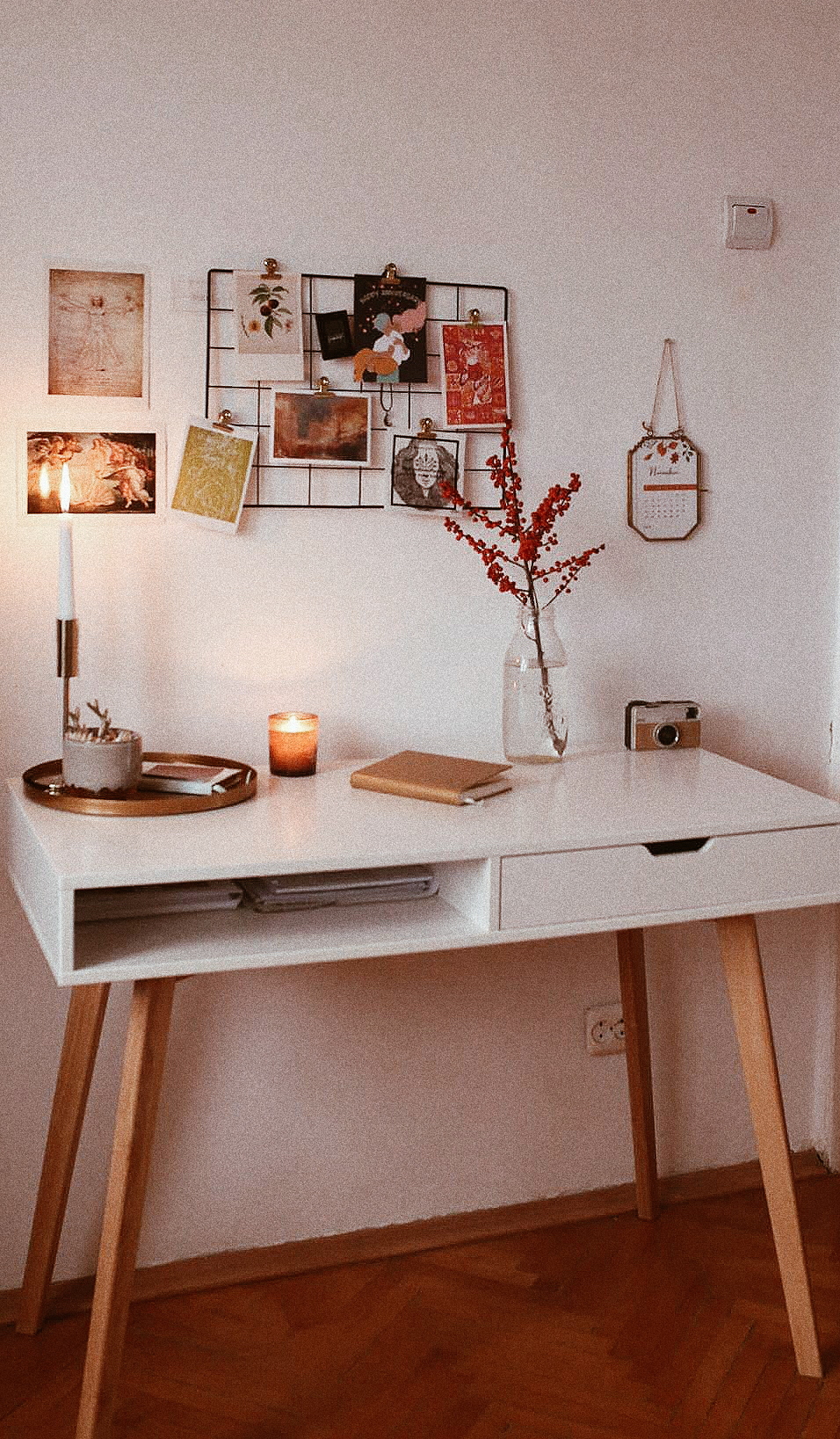 cum iti amenajezi casa fotogenica bani putini oana gociman birou