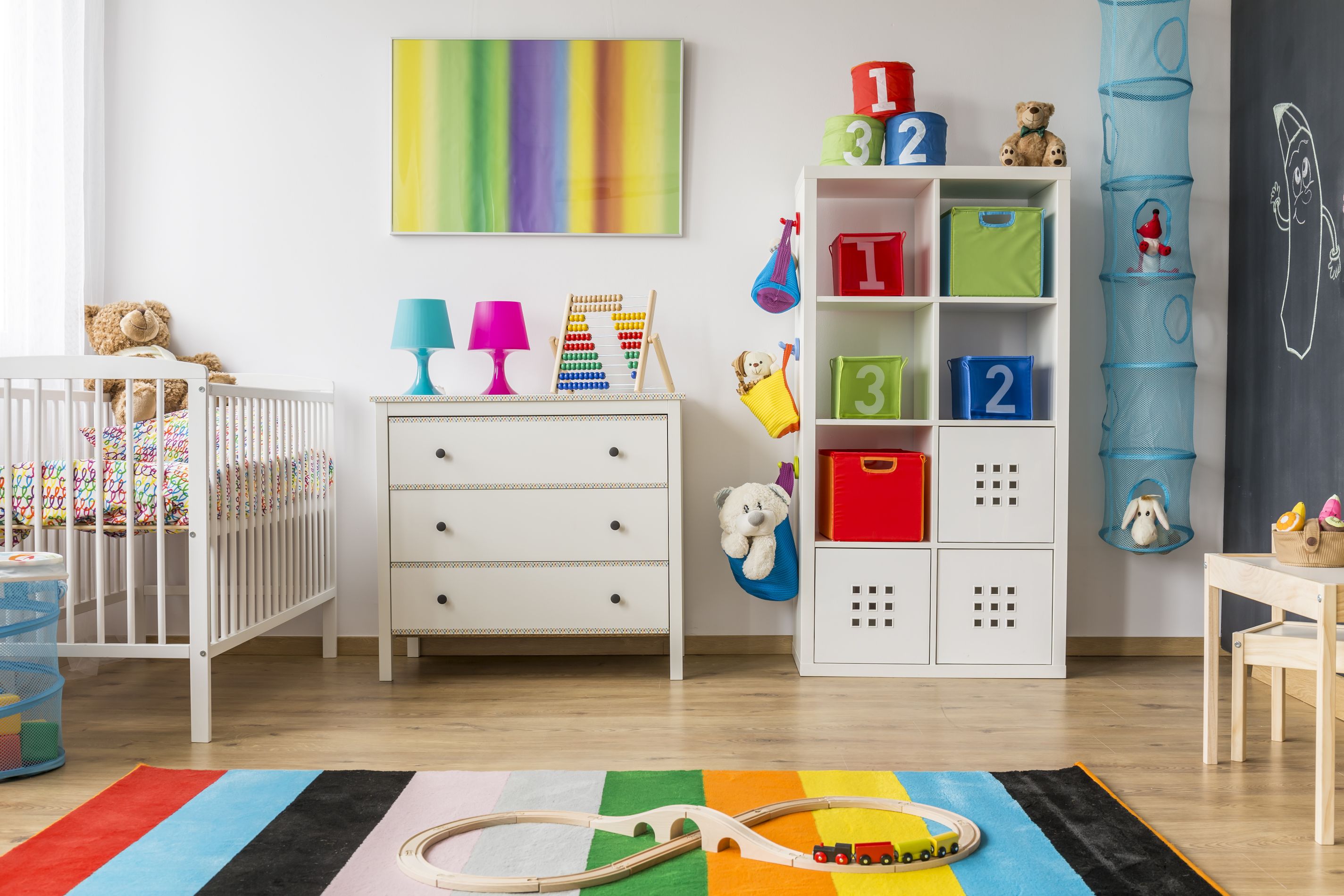 idei camera copii decor colorat