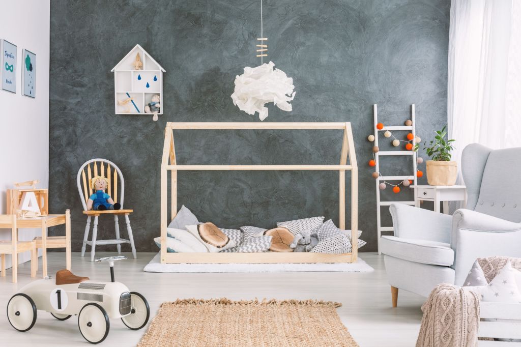idei camera copii montessori