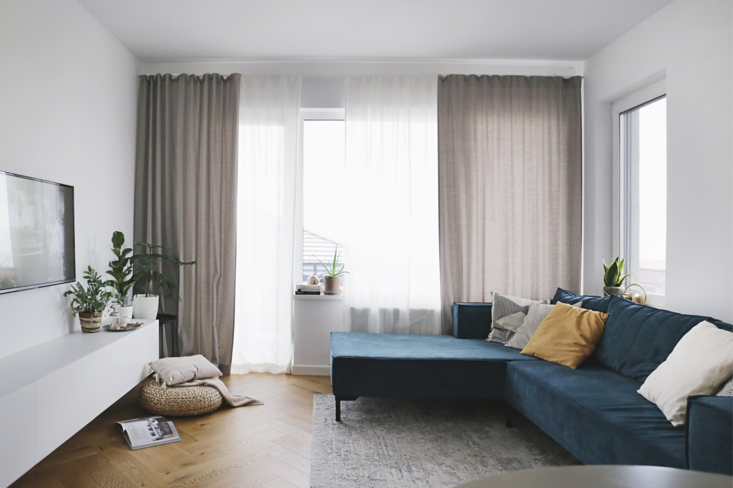 living - home - tour