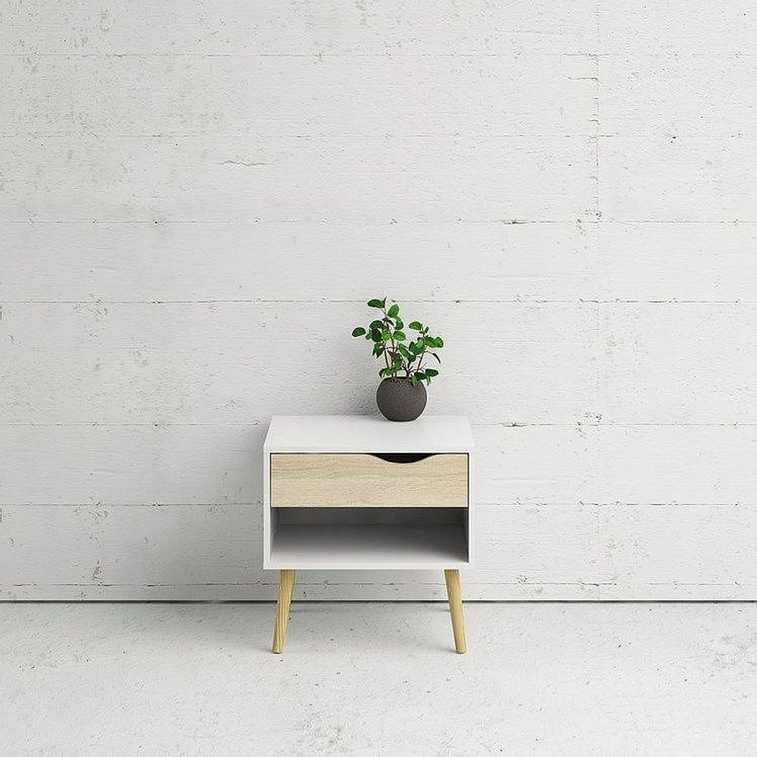 noptiere albe în stil scandinav