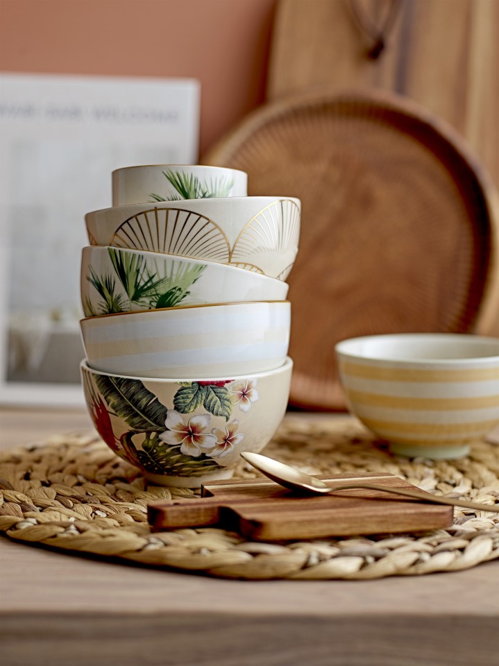 decoratiuni casă protecție masă