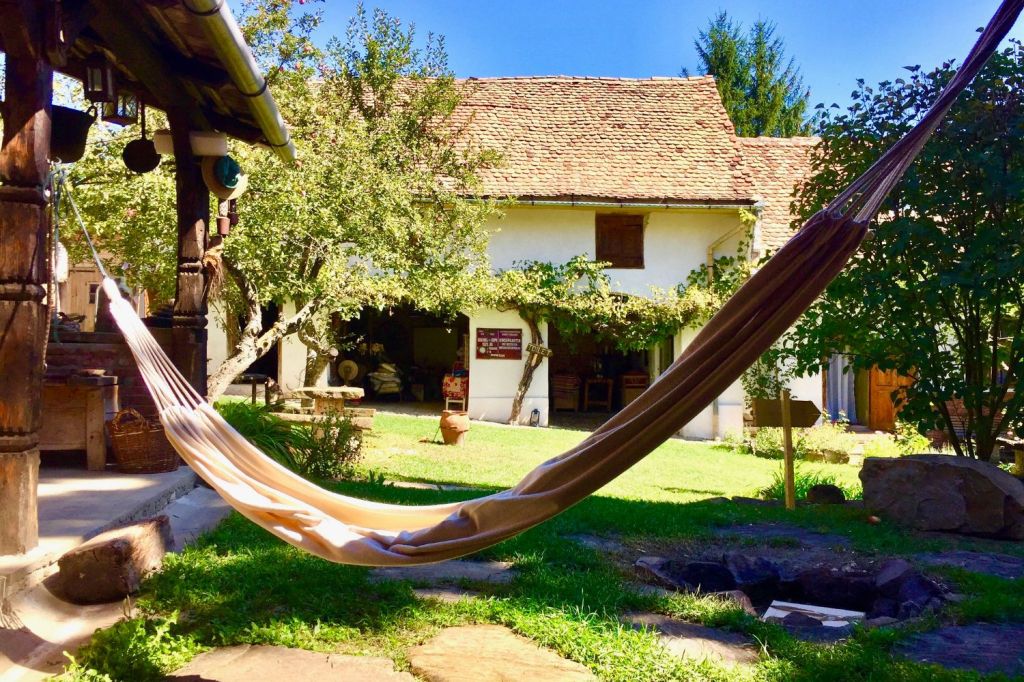 Izolarea într-o casă cu grădină este un răsfăț