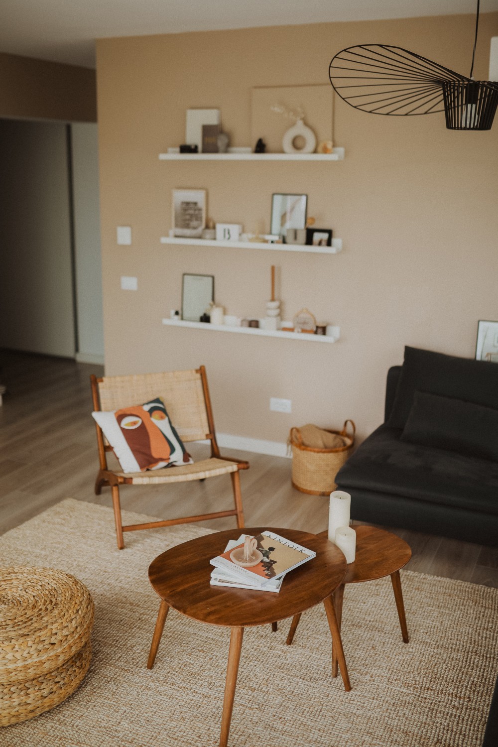 home_tour_living_oana_gociman