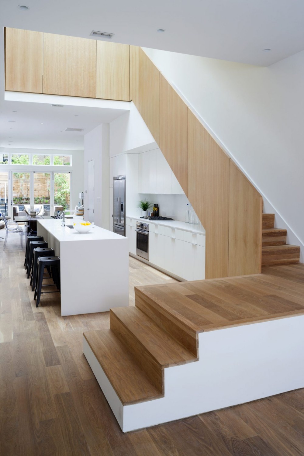 spatiu sub scari - bucatarie 1