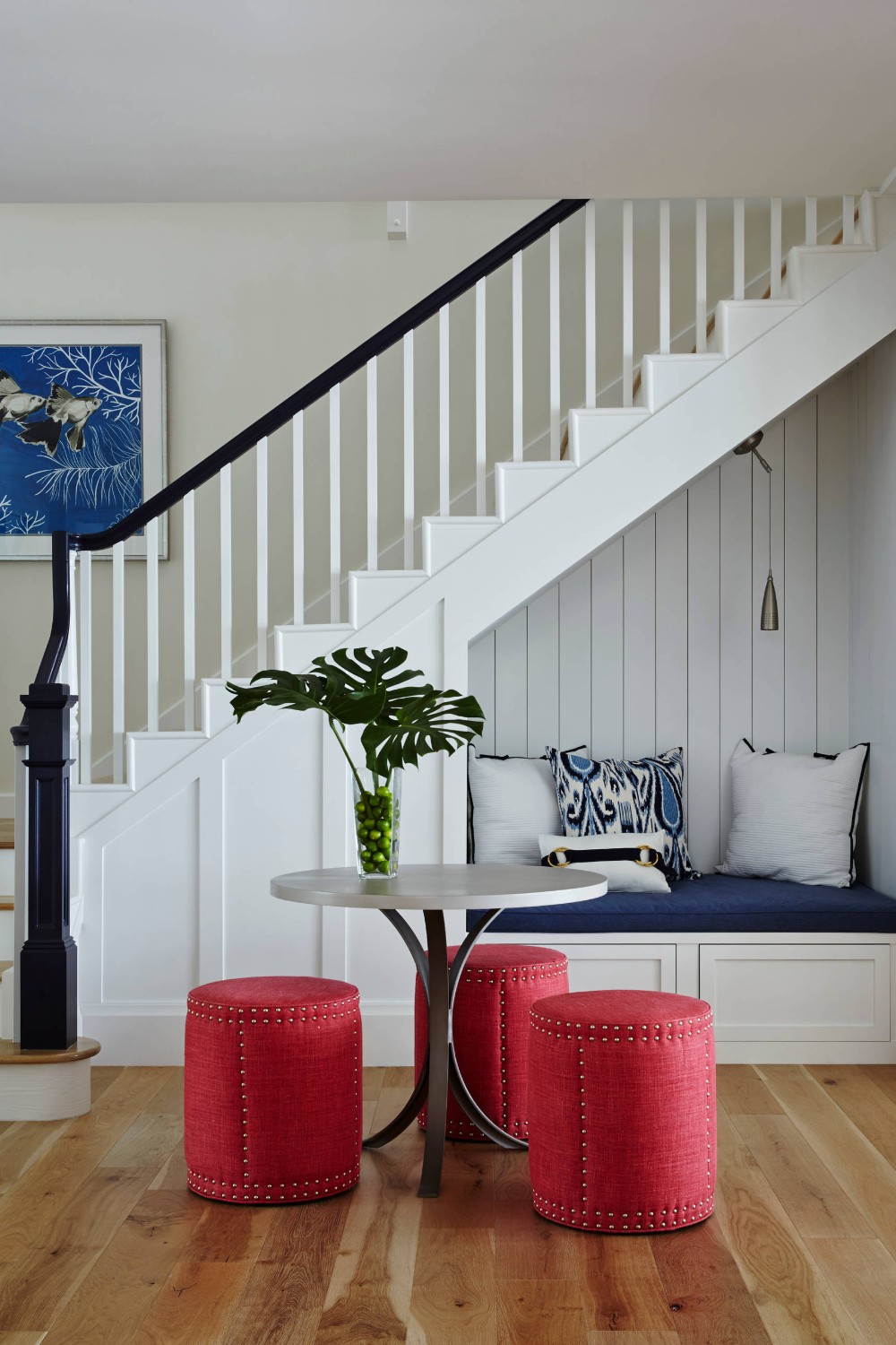 spatiu sub scari - socializare 2