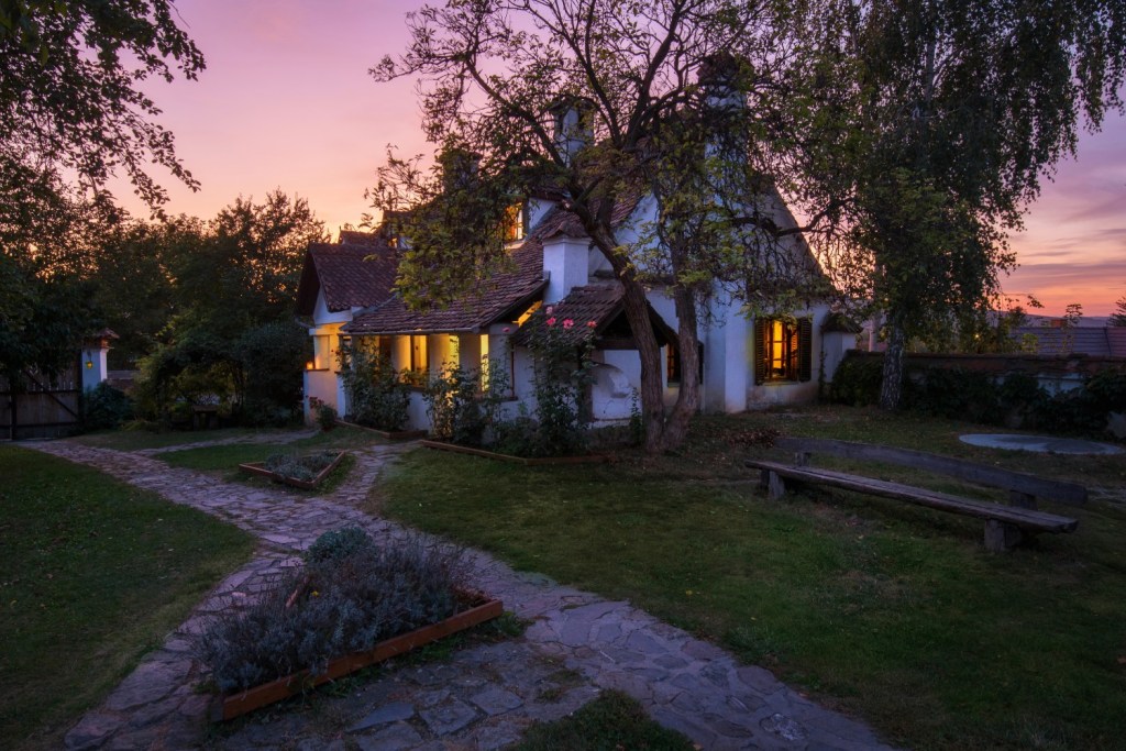 Casele de oaspeți ale Contelui Kálnoky din Micloșoara (3)