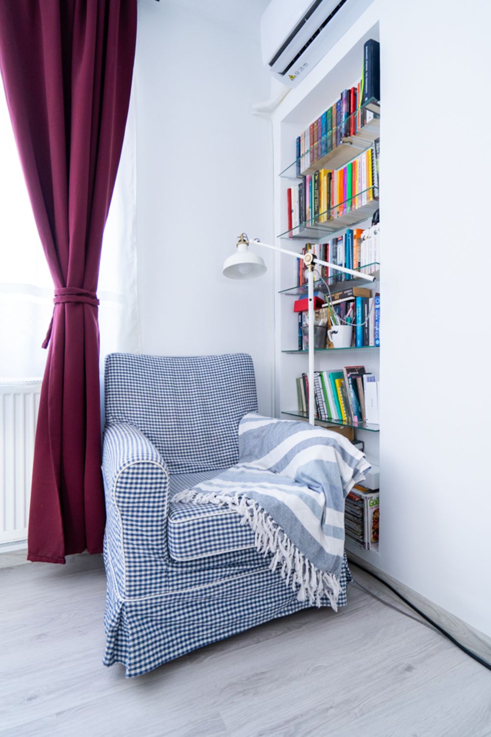 colț_de_citit_living_home_tour_laura_teodora