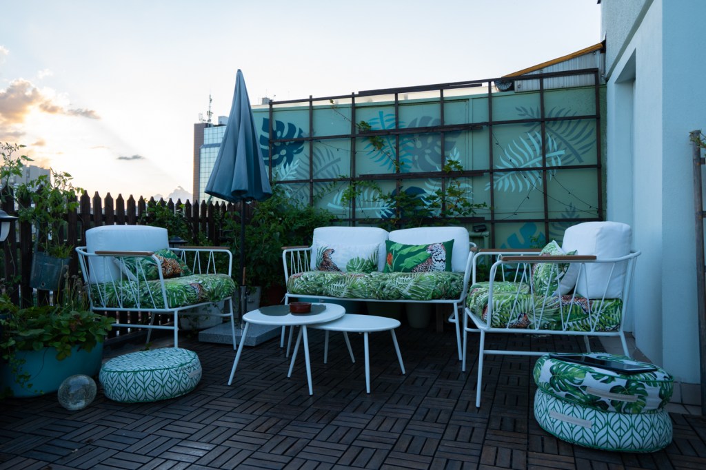terasa lounge