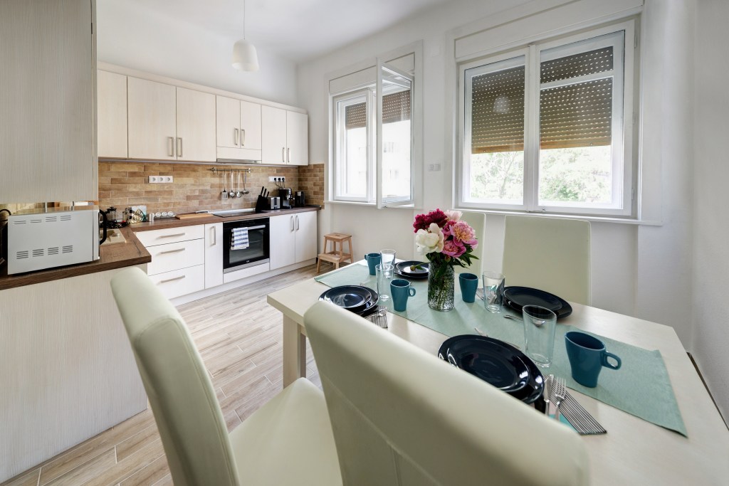 bucătărie apartament Cluj amenajat Ikea