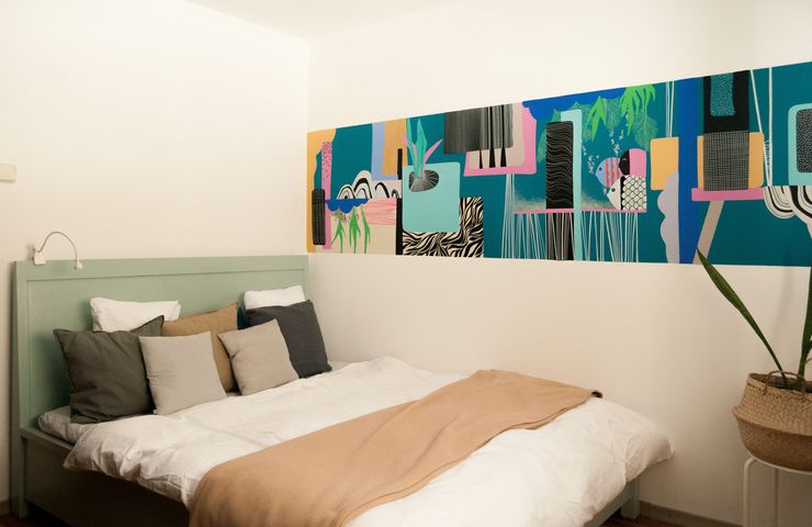 idei amenajare dormitor mic perete pictat mural pat la perete