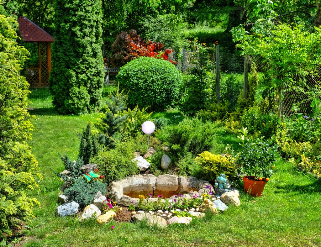 fântâni arteziene de grădină din piatră