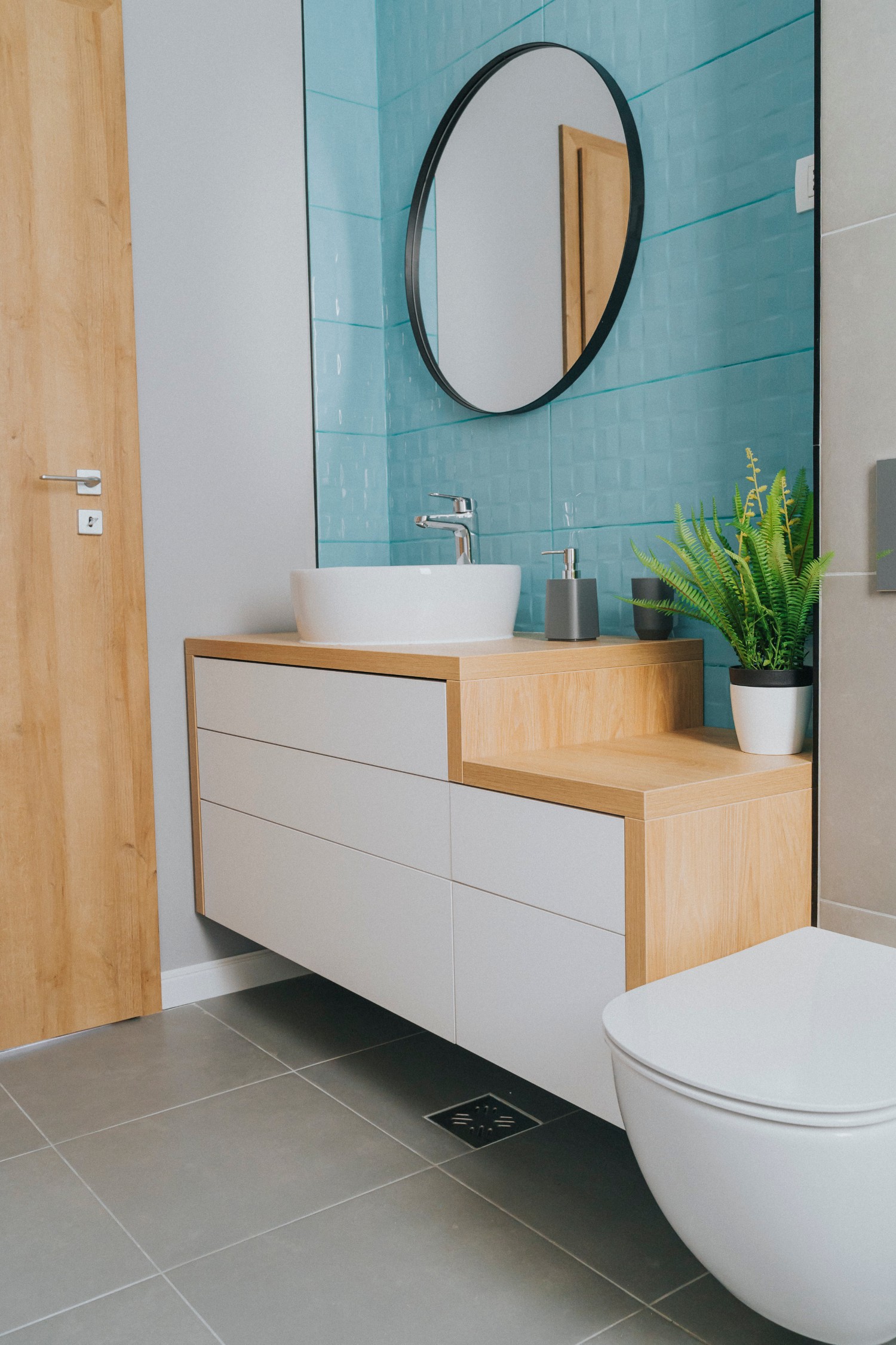 Baie turcoaz - apartament de inchiriat Oradea - AIDO Studio Design (2)