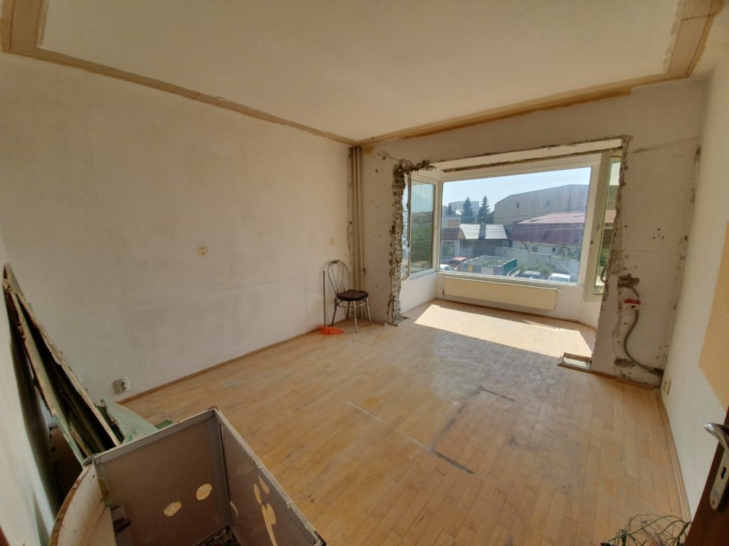 Renovare apartament Constanta - Pure Mess Design (8)