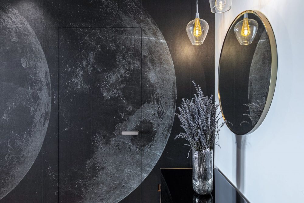 tapet luna hol intrare