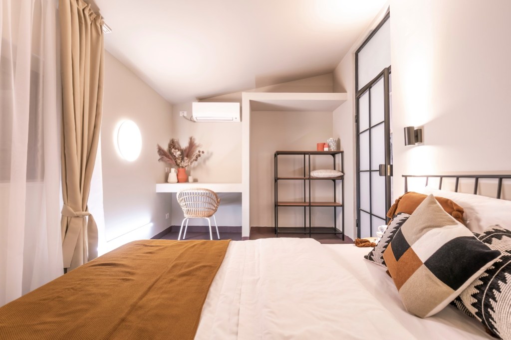 Apartament de inchiriat AirBnb Bucuresti stil boho chic - arh. Andra Bica Kanso Design (17)