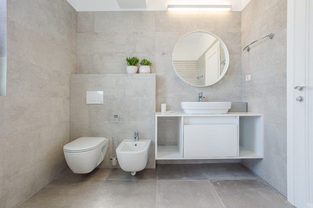 Apartament modern Ramnicu Valcea - amenajare baie Cristiana Zgripcea (3)