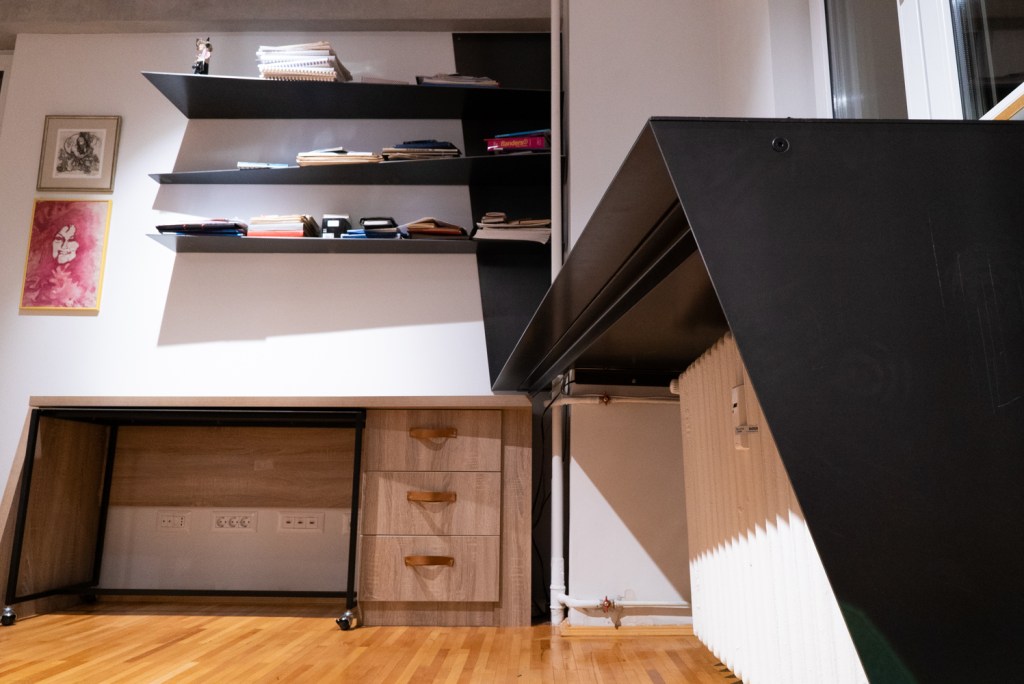 Renovare apartament vechi Universitate - birou stil industrial (1)