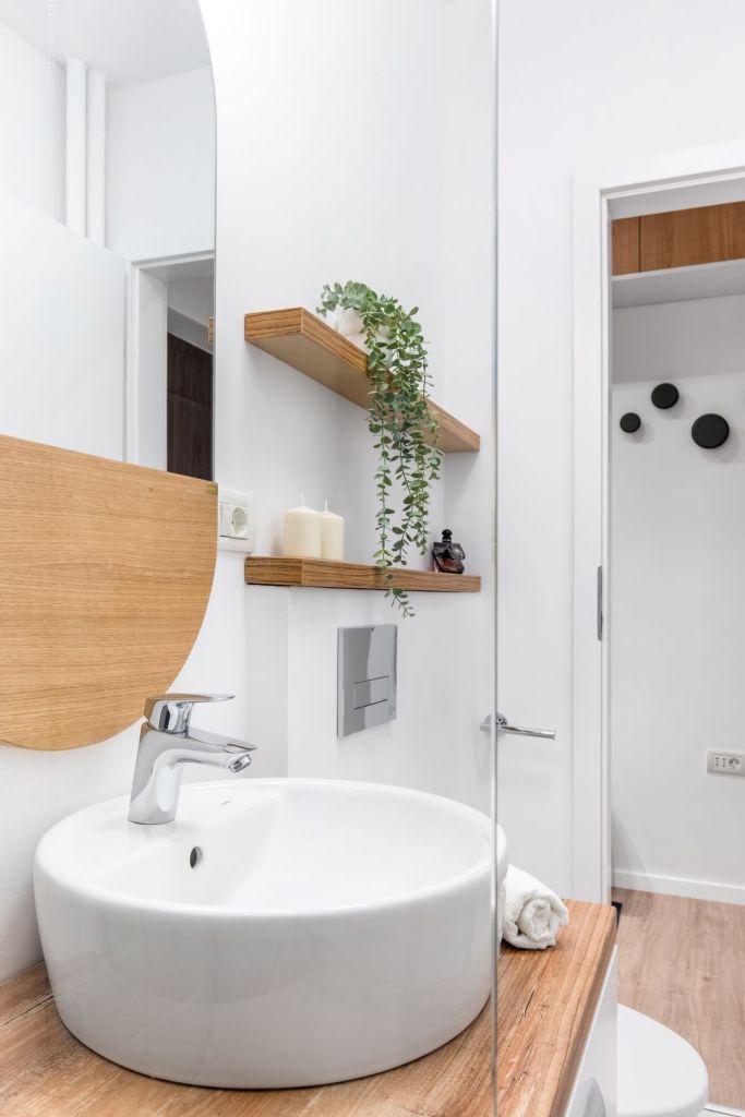 amenajare garsoniera baie