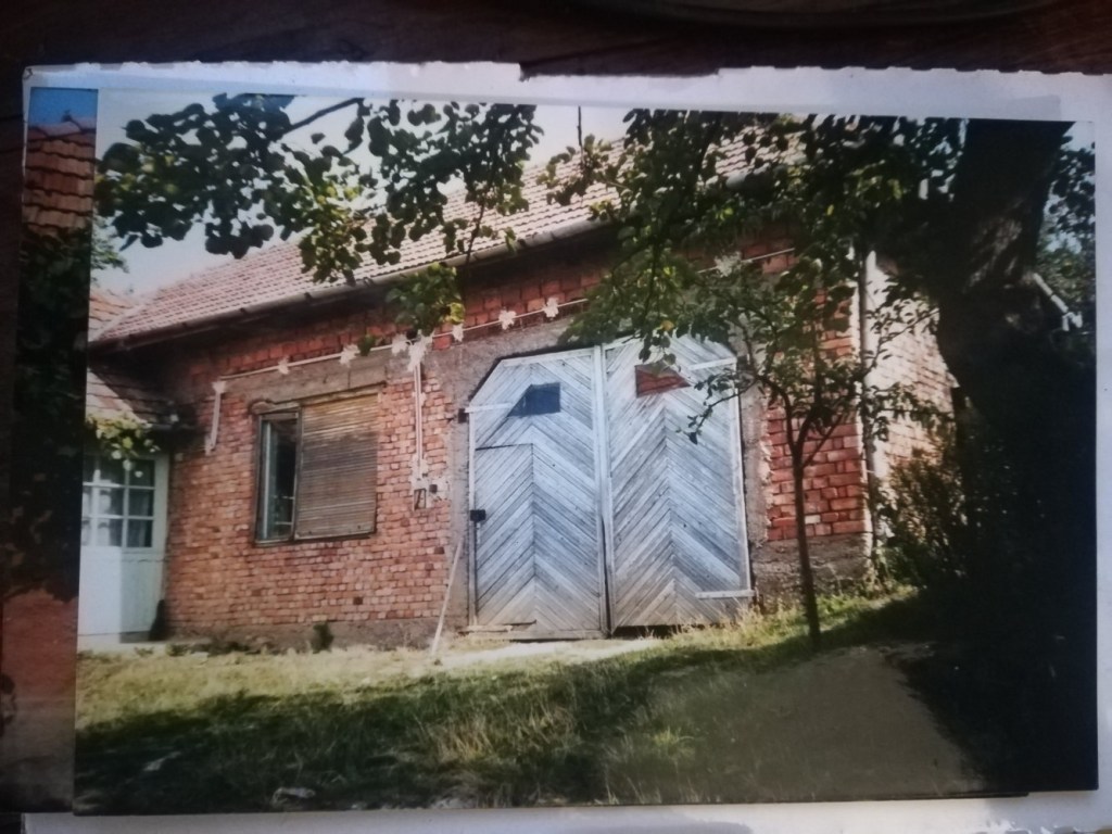 Așa arăta casa pe care Andreea a cumpărat-o în urmă cu 19 ani