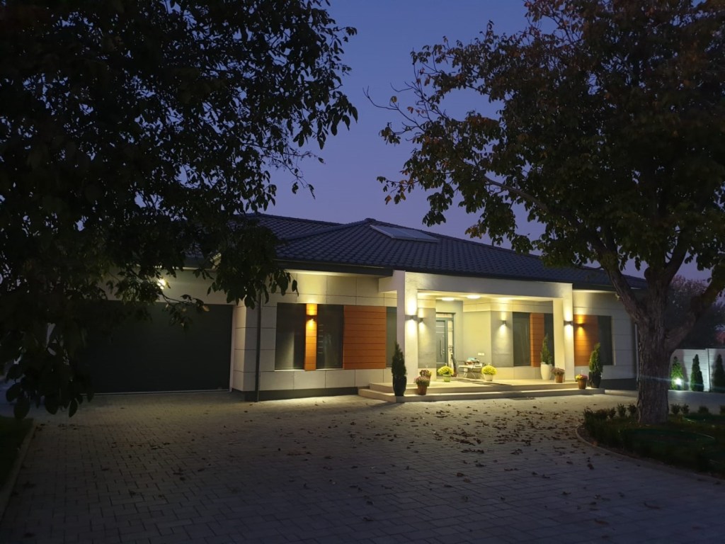 Casa cu gradina - arhitectura Alfa Invest (1)