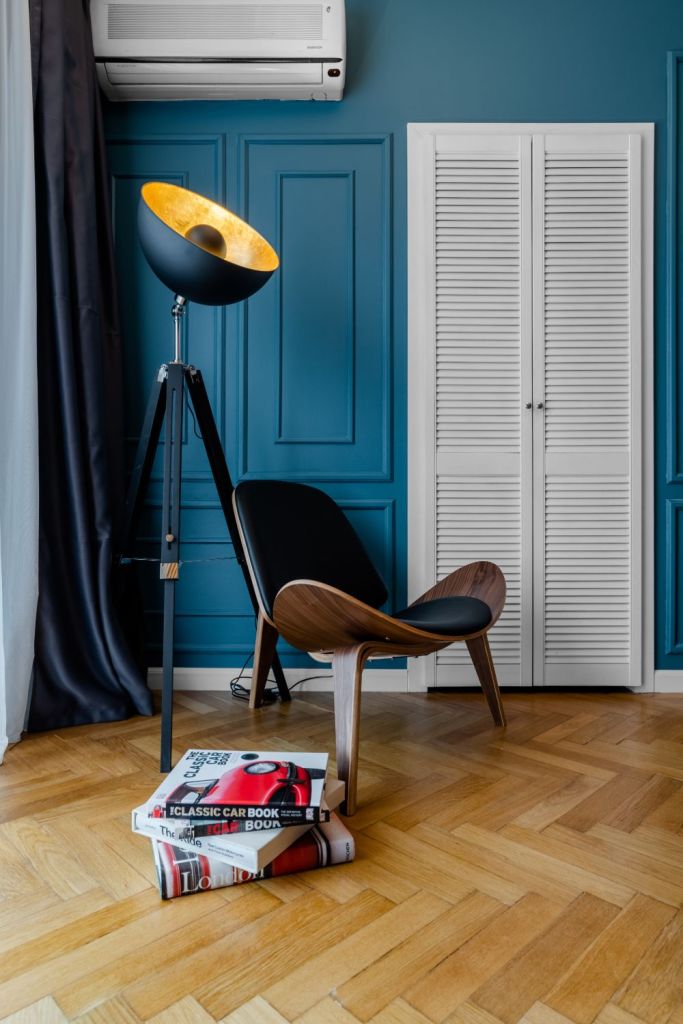 colt de citit fotoliu hans wegner