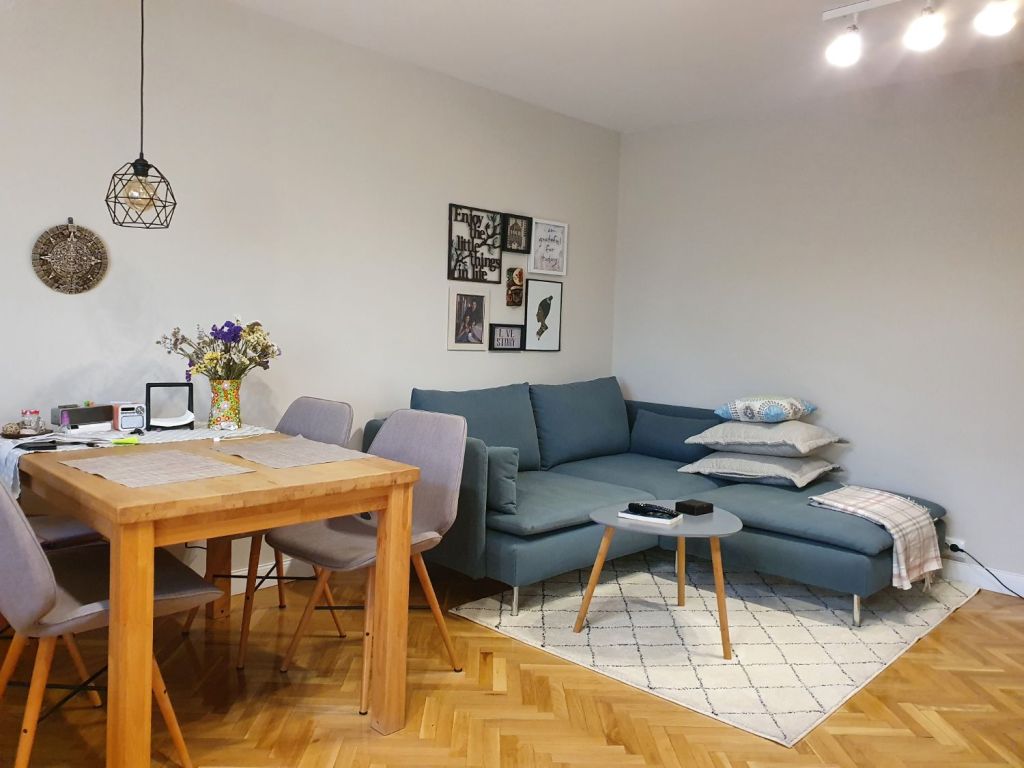 Before and after renovare Tineretului living
