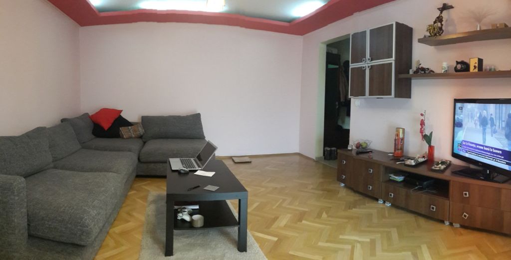 Before and after renovare Tineretului living