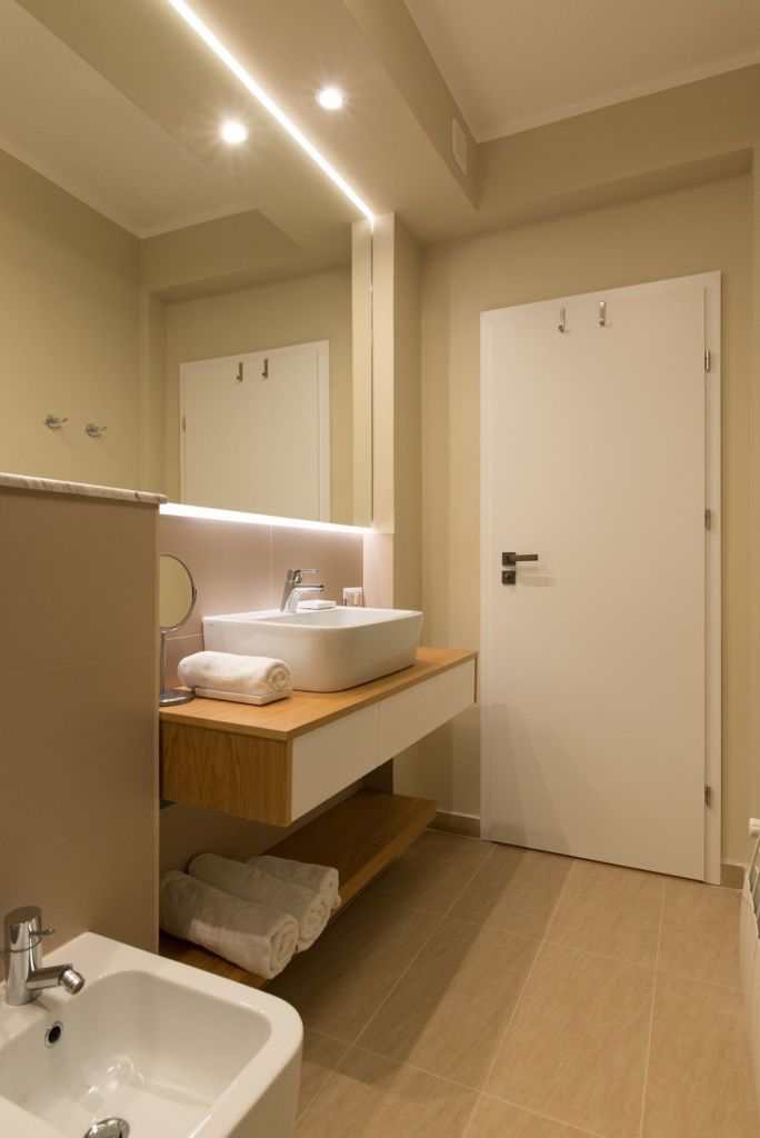 Baie - Renovare apartament mic Bucuresti KiwiStudio (2)