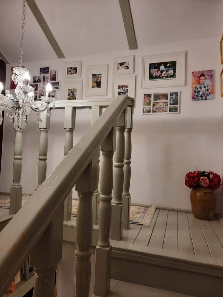 Interiorul fostei case pescărești, așa cum arată el în prezent