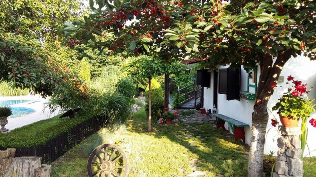 Complexul de căsuțe Casa Varvara