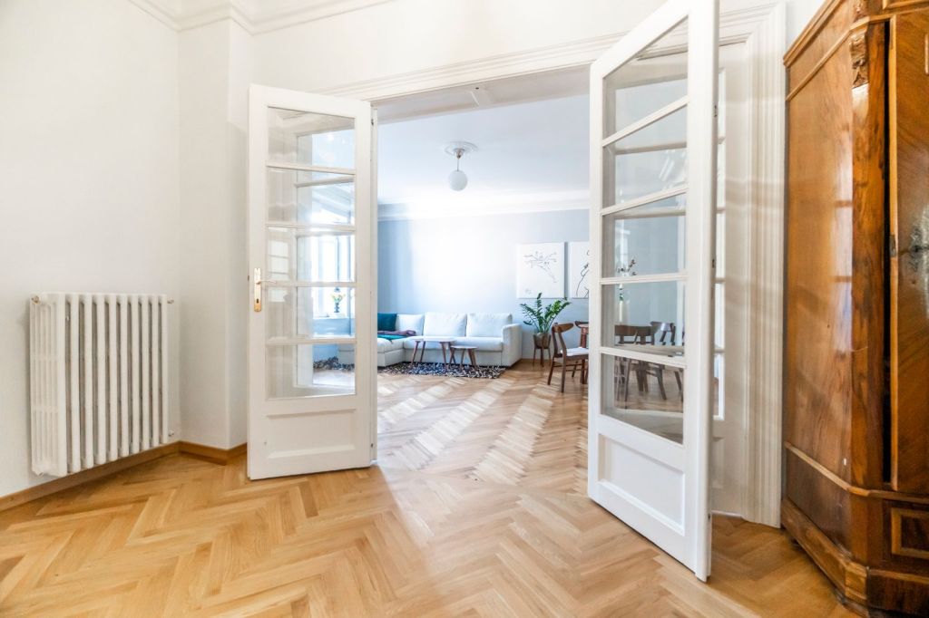 Hol - renovare apartament vechi Amzei Kanso Design arh. Andra Bica