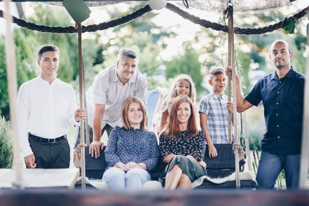 Întreaga familie a Sandei