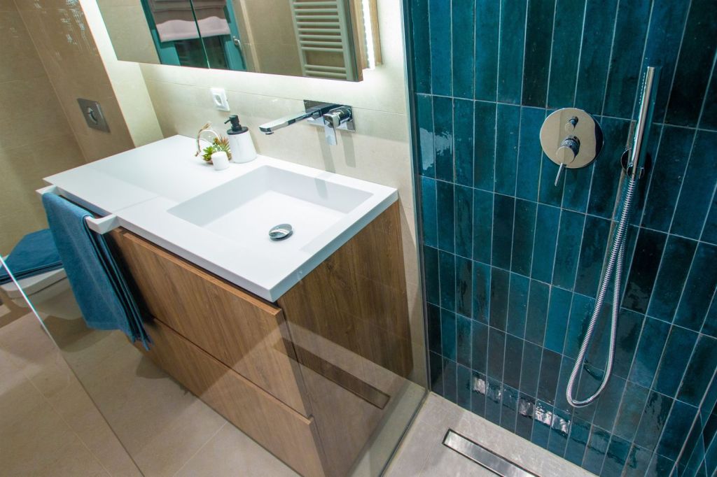 amenajare duplex baie jos