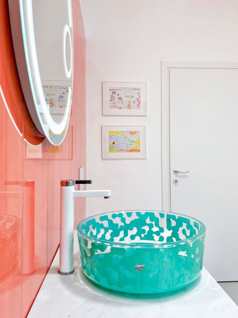 baie apartament doua camere bucuresti bubble house