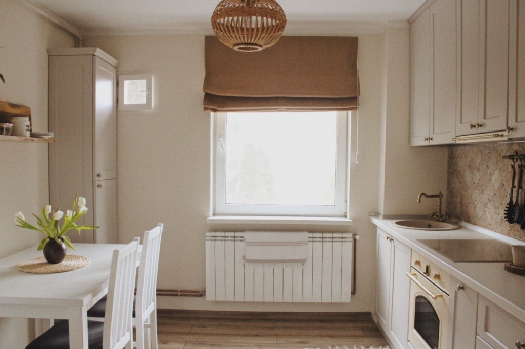 bucatarie apartament renovat alba iulia