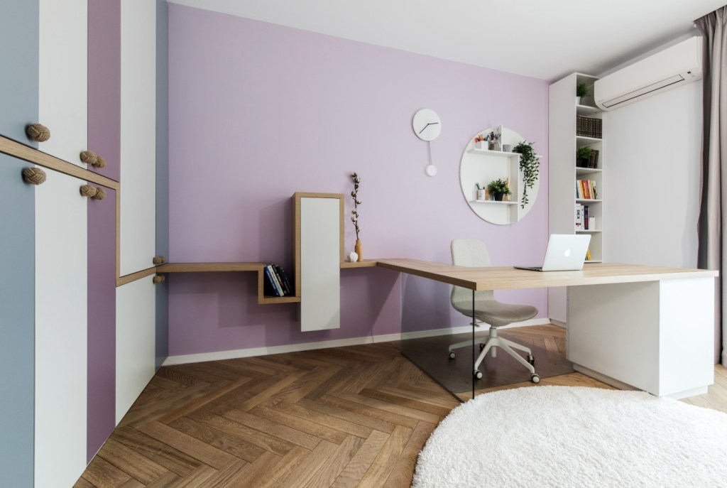 Amenajare dormitor copil fetita roz pasari nori_Studio 2 (1)