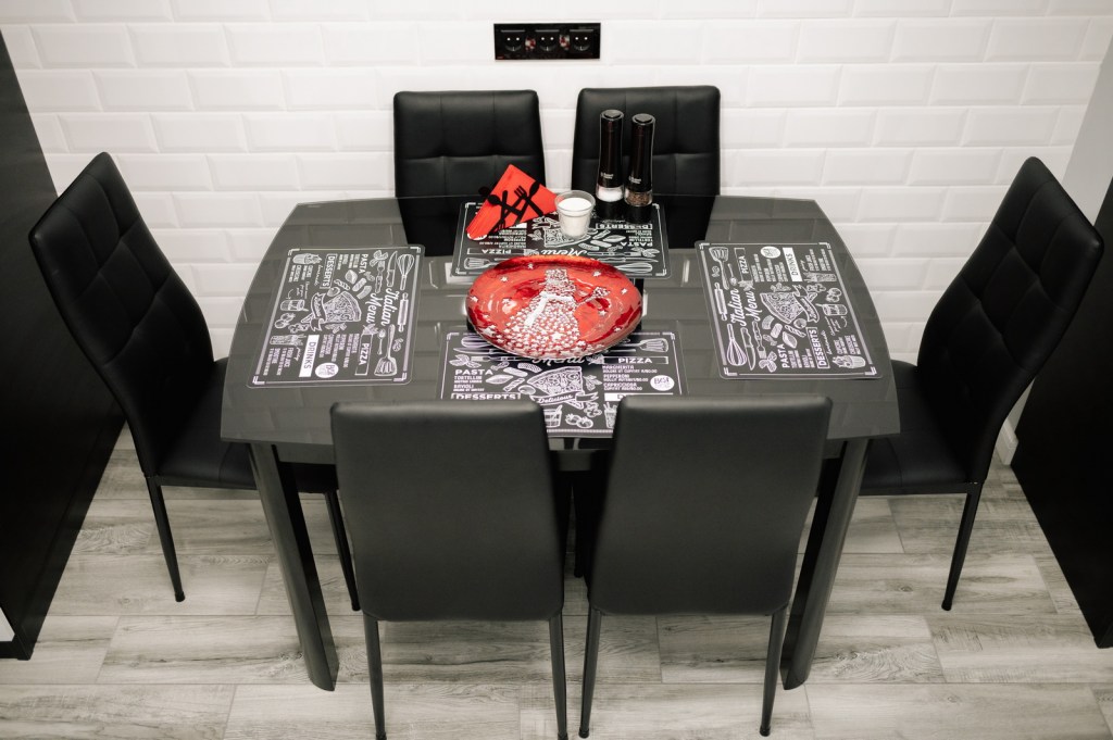dining bucatarie