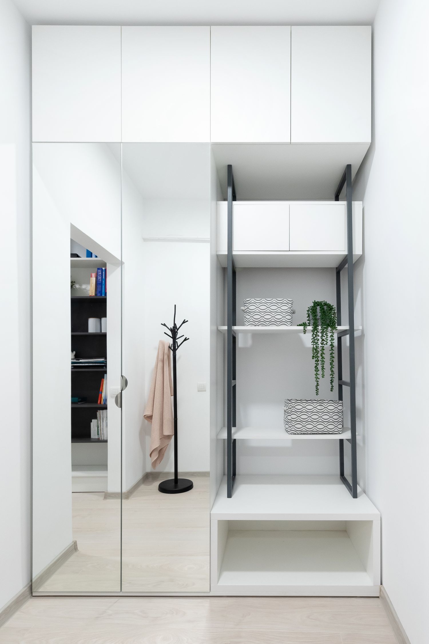 Garsoniera Bucuresti renovata si modernizata de arh. int. Stefania Bobaru - VIM Studio (13)