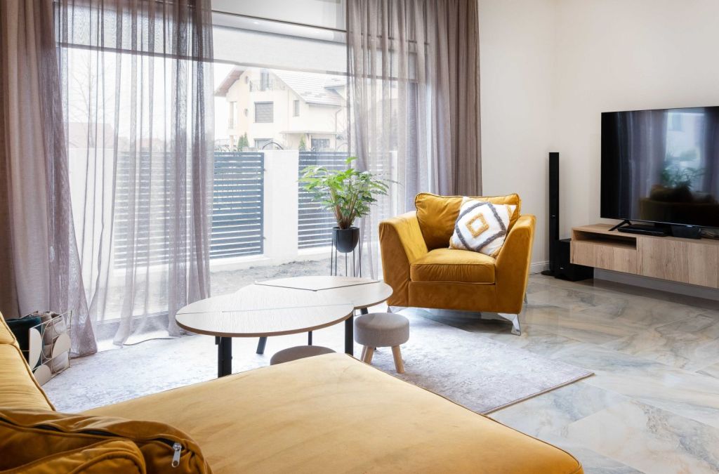 Living Room (4)