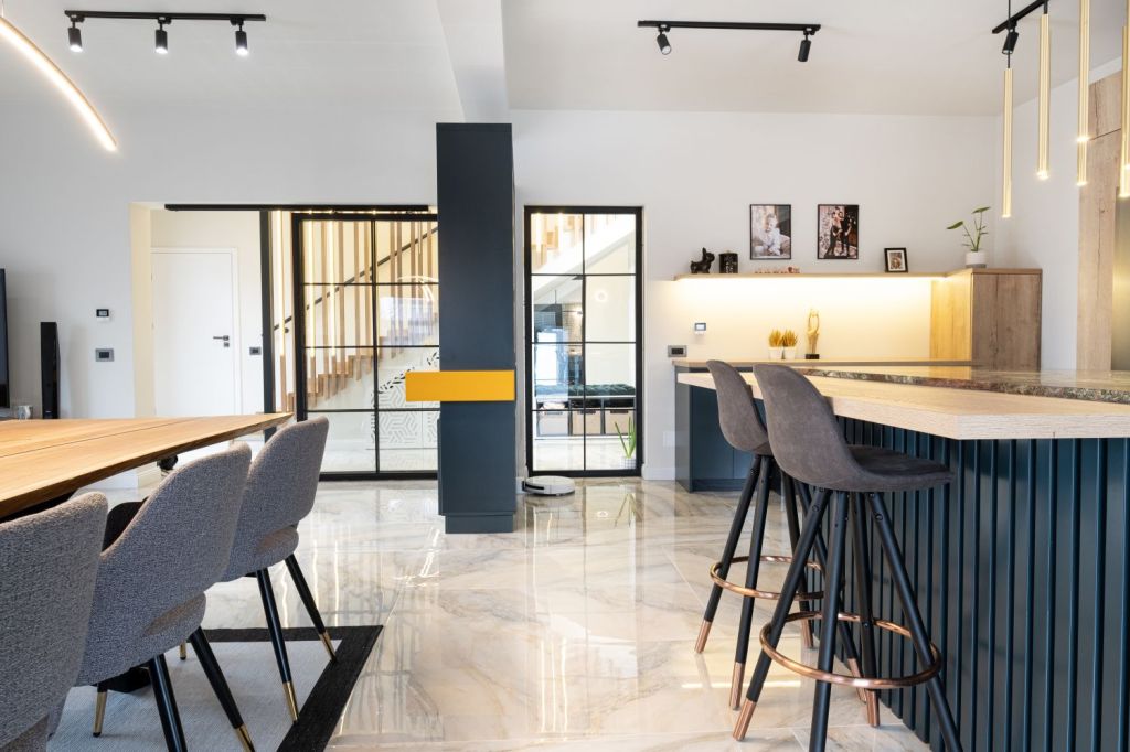 Living Room Open Space (2)