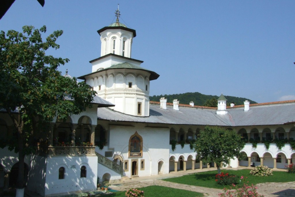 stilul brâncovenesc - biserica stavropoleos1