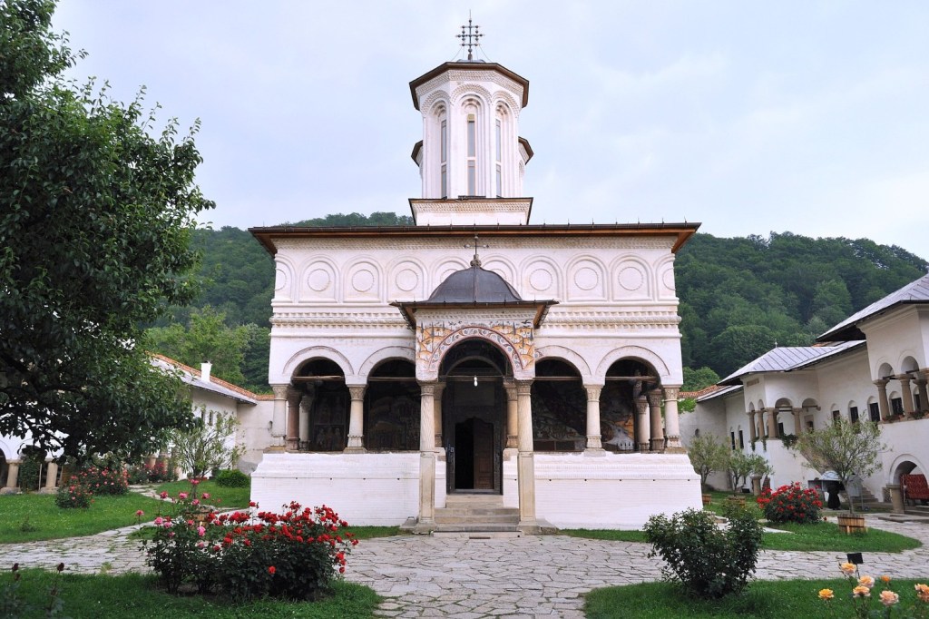 stilul brâncovenesc - manastirea horezu2