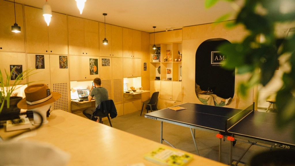 AM. Specialty Coffee
