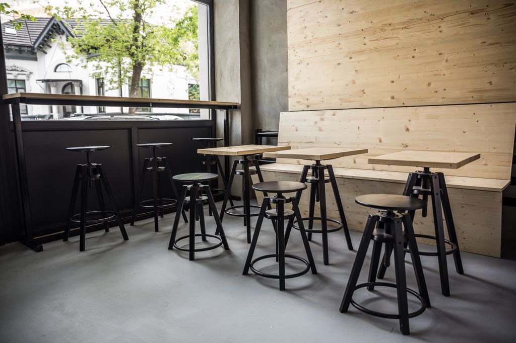 Black Habit coffe shop
