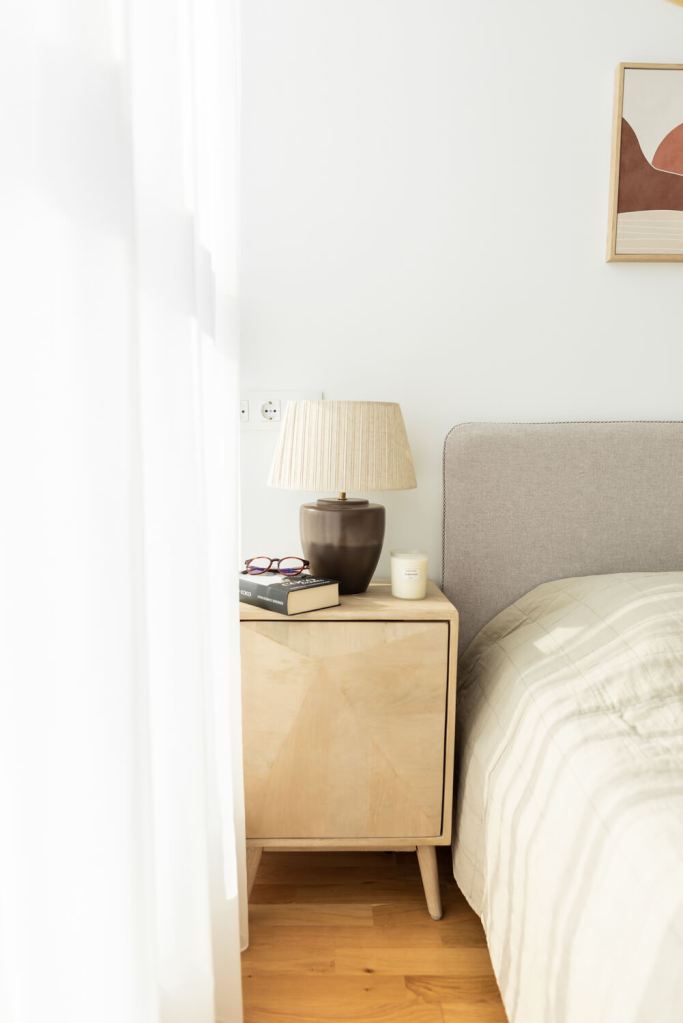 noptieră_kave_home_eclectic
