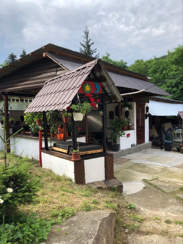 Raluca s-a apucat de renovat în 2018 și nu a terminat nici în prezent