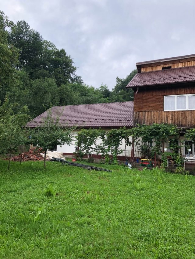 Acoperișul casei a fost schimbat în totalitate și a costat 10.000 de euro